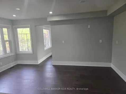 145 Cardinal Street Barrie ON L4M 6G2