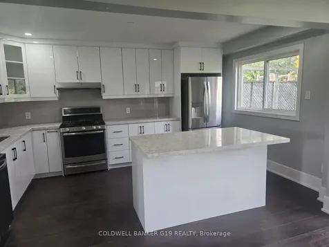 145 Cardinal Street Barrie ON L4M 6G2