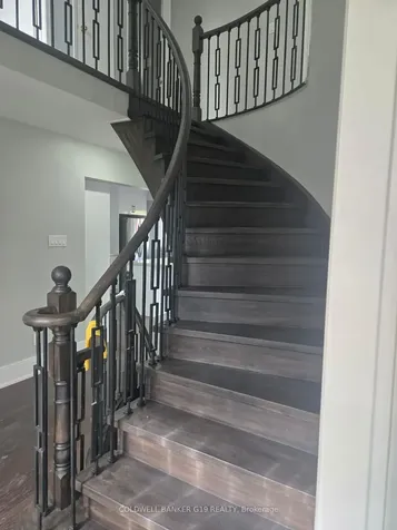 145 Cardinal Street Barrie ON L4M 6G2