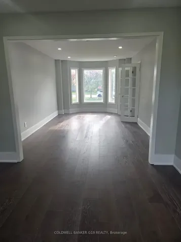 145 Cardinal Street Barrie ON L4M 6G2