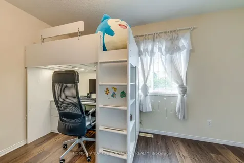 36 Trevino Circle Barrie ON L4M 6T9