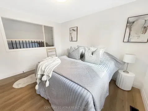 323 Nelson Street Barrie ON L4M 5P6