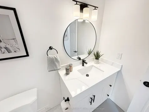 323 Nelson Street Barrie ON L4M 5P6