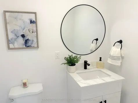 323 Nelson Street Barrie ON L4M 5P6