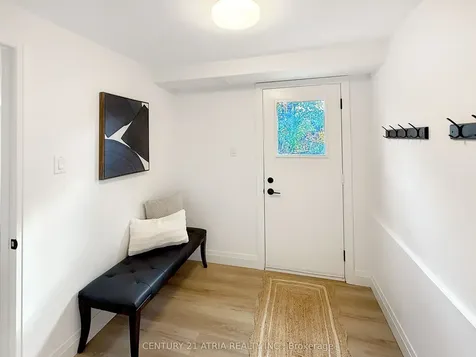 323 Nelson Street Barrie ON L4M 5P6