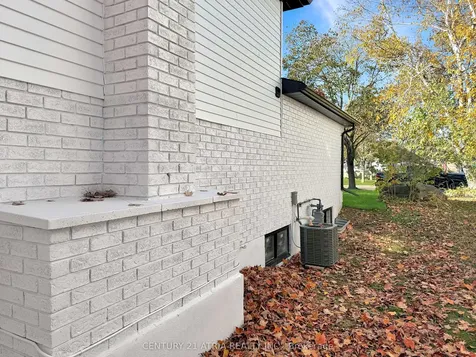 323 Nelson Street Barrie ON L4M 5P6