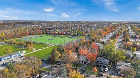 323 Nelson Street Barrie ON L4M 5P6