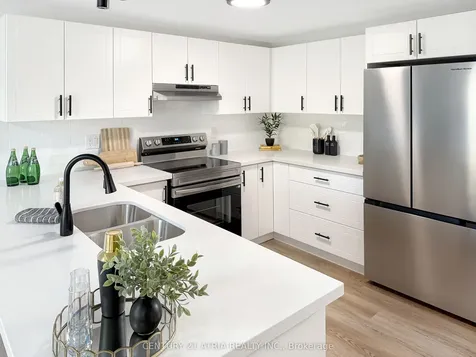 323 Nelson Street Barrie ON L4M 5P6