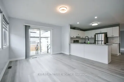 8 Sinclair Crescent Ramara ON L3V 8J9