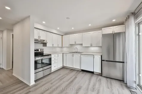 186 Madelaine Drive Barrie ON L4N 0S7