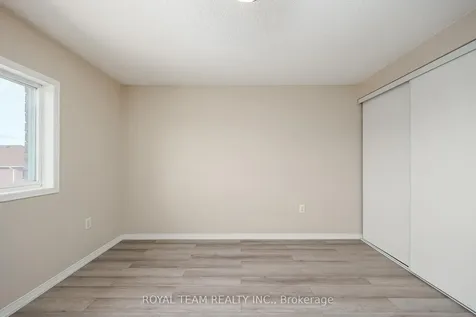 186 Madelaine Drive Barrie ON L4N 0S7