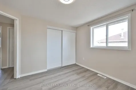 186 Madelaine Drive Barrie ON L4N 0S7