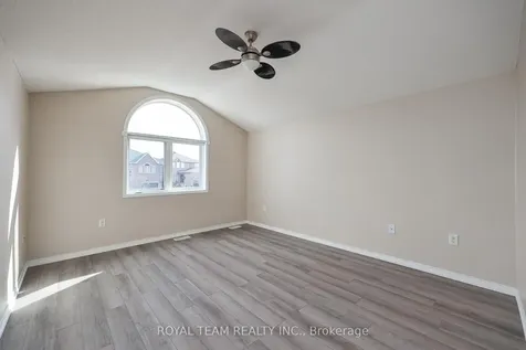 186 Madelaine Drive Barrie ON L4N 0S7