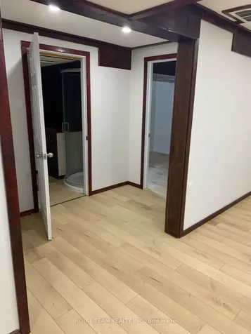 186 Madelaine Drive Barrie ON L4N 0S7