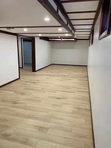 186 Madelaine Drive Barrie ON L4N 0S7