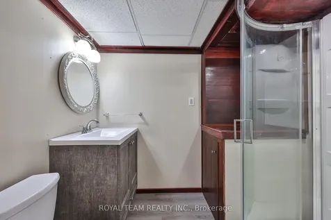 186 Madelaine Drive Barrie ON L4N 0S7