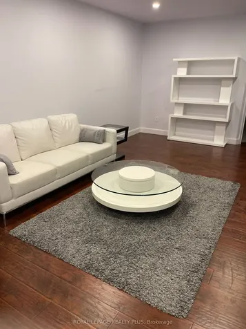 358 Little Avenue Barrie ON L4N 2Z6