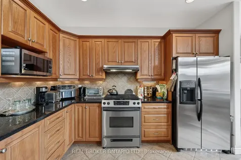 20 Basswood Circle Oro-medonte ON L0L 2L0