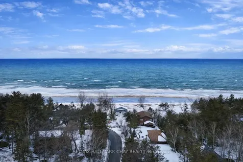 1667 Tiny Beaches Road S Tiny ON L0L 1P0