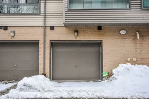 369 Essa Road Barrie ON L4N 9C8