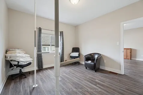14 Danny Drive Orillia ON L3V 0G3