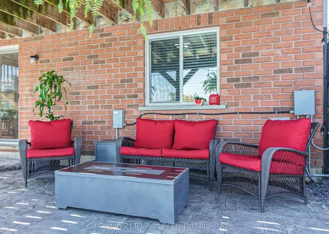 3188 Bass Lake Side Road E Orillia ON L3V 7Y5