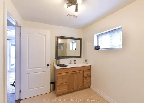 3188 Bass Lake Side Road E Orillia ON L3V 7Y5
