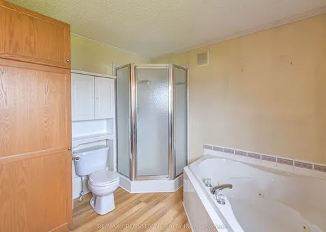 4101 Wesley Street Severn ON L3V 0V4