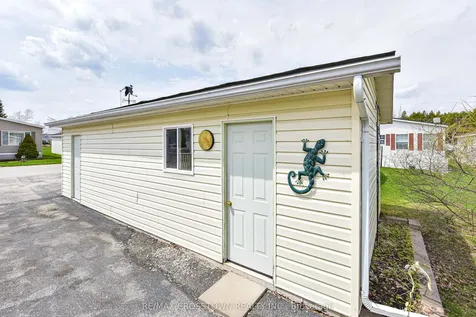 4101 Wesley Street Severn ON L3V 0V4