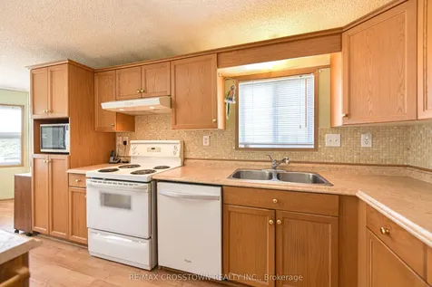 4101 Wesley Street Severn ON L3V 0V4