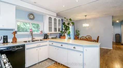 218 Jephson Street Tay ON L0K 2A0