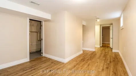 218 Jephson Street Tay ON L0K 2A0