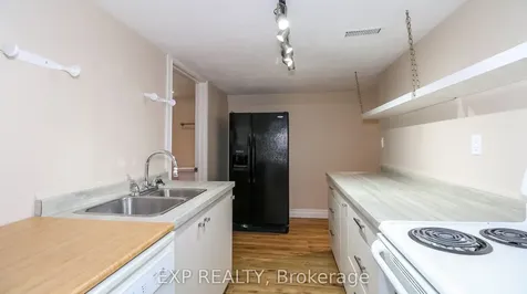 218 Jephson Street Tay ON L0K 2A0