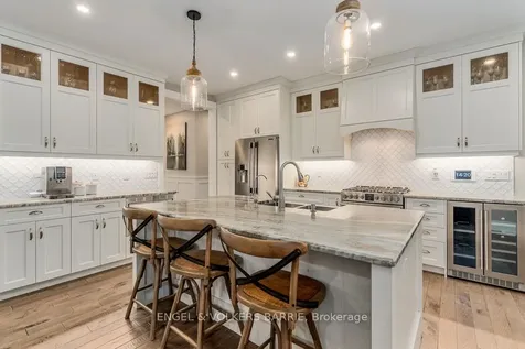77 Mennill Drive Springwater ON L9X 0J2