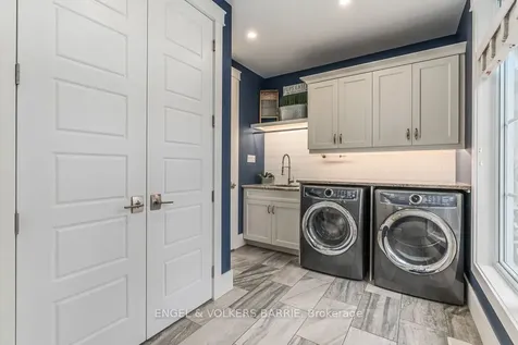 77 Mennill Drive Springwater ON L9X 0J2