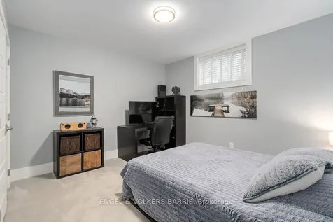 77 Mennill Drive Springwater ON L9X 0J2