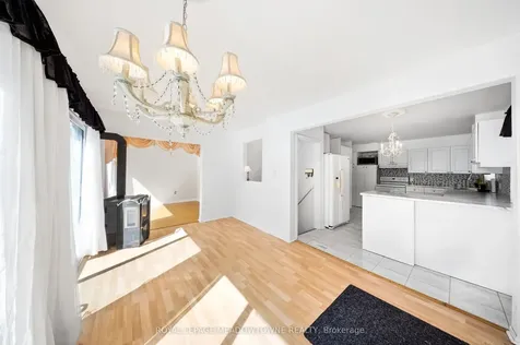 209 Cliff Road Barrie ON L4N 3X5