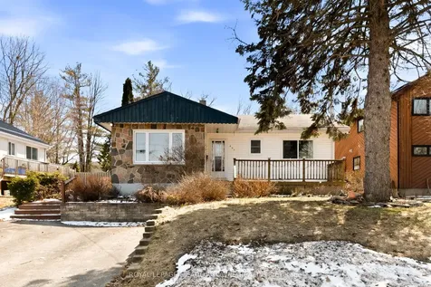 209 Cliff Road Barrie ON L4N 3X5