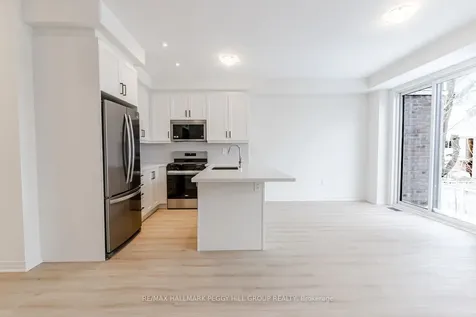 187 Durham Avenue Barrie ON L9J 0Z5
