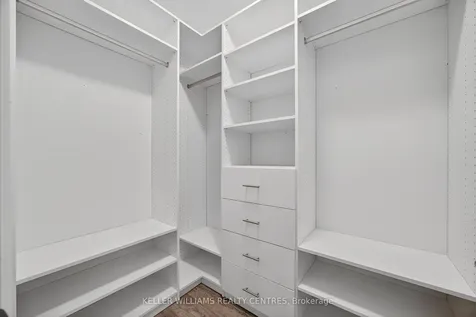 40 Ferndale Drive S Barrie ON L4N 2L3