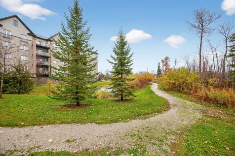 40 Ferndale Drive S Barrie ON L4N 2L3
