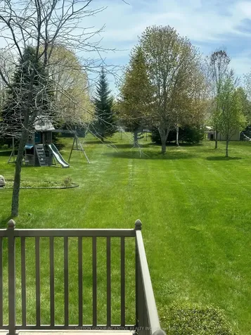 60 O'neill Circle Springwater ON L0L 2K0