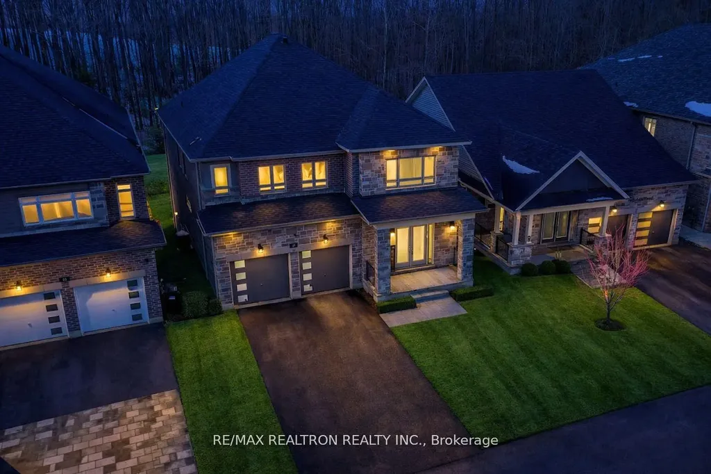 27 Franklin Trail Barrie ON L9J 0J1