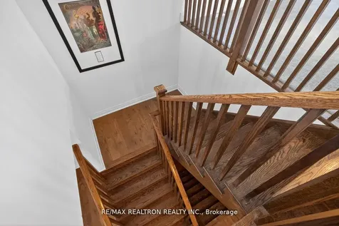 27 Franklin Trail Barrie ON L9J 0J1