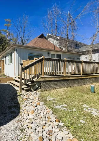 2224 Lakeshore Road E Oro-medonte ON L0L 1T0