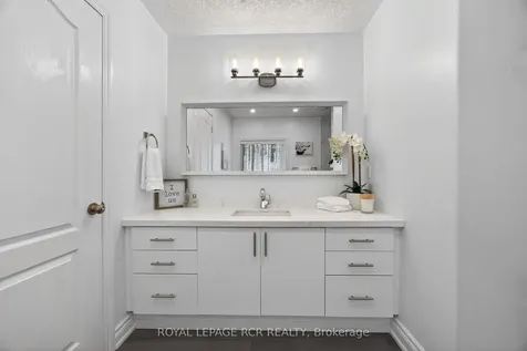 135 Huronwoods Drive Oro-medonte ON L0K 1E0