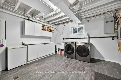 135 Huronwoods Drive Oro-medonte ON L0K 1E0