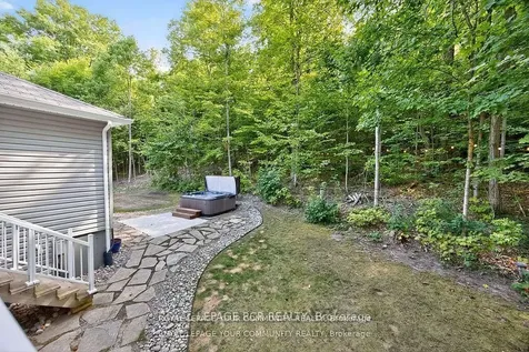 135 Huronwoods Drive Oro-medonte ON L0K 1E0