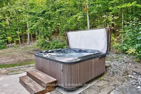 135 Huronwoods Drive Oro-medonte ON L0K 1E0