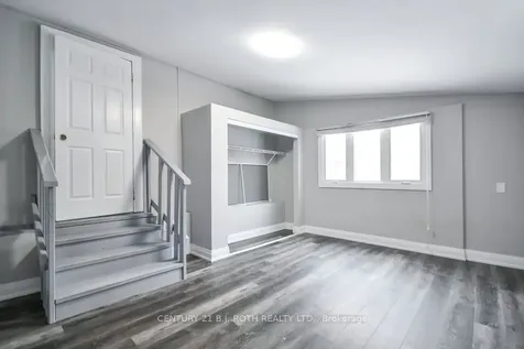 44 Sanford Street Barrie ON L4N 3C4